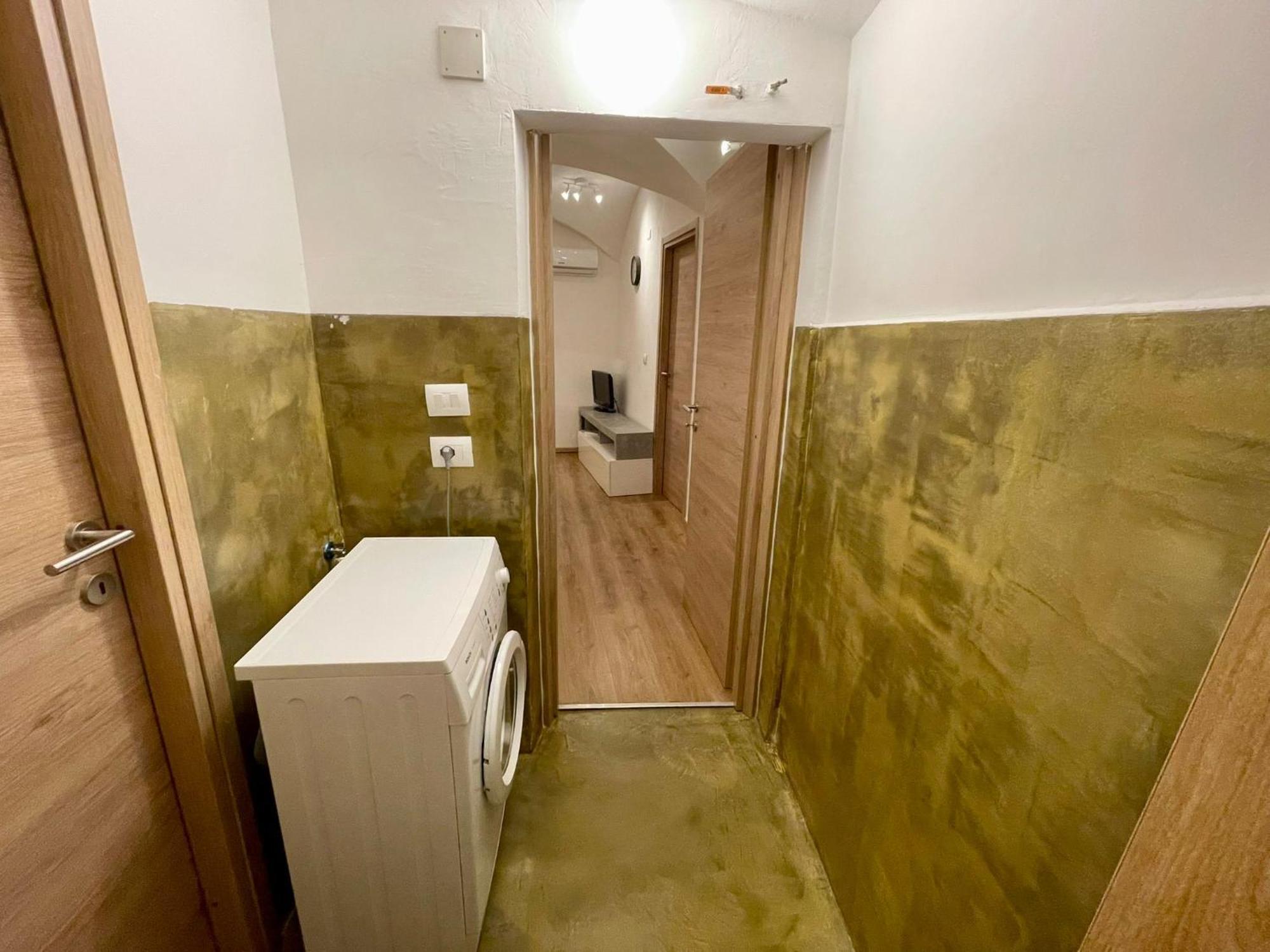 The First Luccoli Garibaldi Rolli Apartment Genova Exterior foto